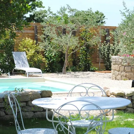 Terre De Bacchus Bed & Breakfast