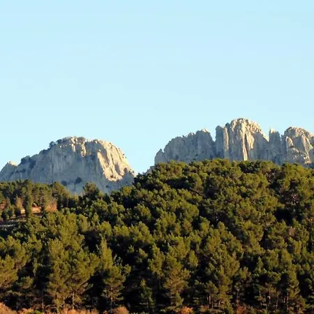 Terre De Bacchus Bed & Breakfast *