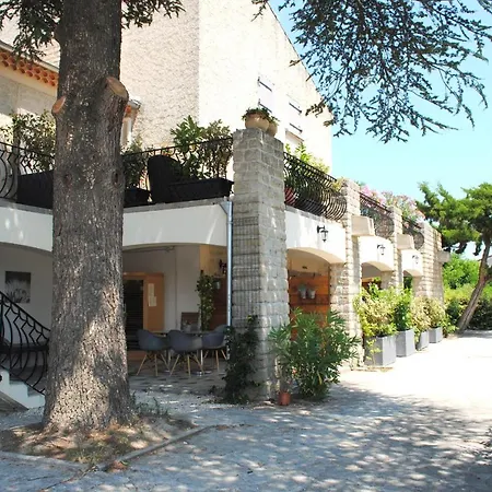 Terre De Bacchus Bed & Breakfast Vacqueyras