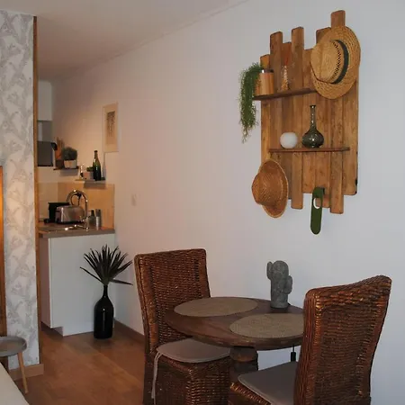 Terre De Bacchus Bed & Breakfast *